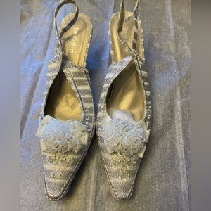 Sliver beaded shoes by John Fashion